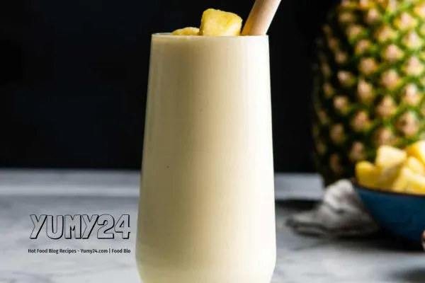 Pineapple Smoothie: Refreshing Tropical Flavor in Every Sip