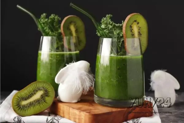 Apple Kiwi Superpower Green Smoothie: Nutrient-Packed